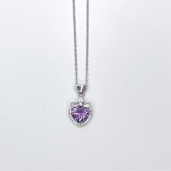 NEW STERLING SILVER | Amethyst Heart Pendant and Chain - Picture 1 of 3